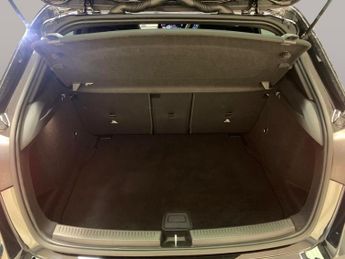 Mercedes-Benz A Class 1.3 A200 AMG Line Edition (Executive) 7G-DCT (163 ps) - SELF PAR