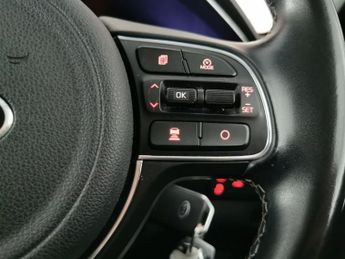 Kia Niro 1.6 GDi 2 DCT (139 bhp) - BLUETOOTH - PADDLE SHIFT - HALF LEATHE
