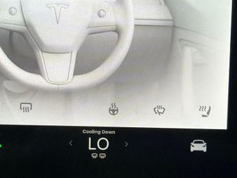 Tesla Model 3 Saloon RWD (241 bhp) - ACTIVE LANE ASSIST - KEYLESS ENTRY - PARK