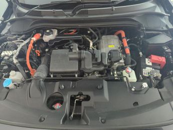 Honda HR-V 1.5 h i-MMD Elegance CVT (131 ps) - HEATED SEATS - WIFI - BLIND 