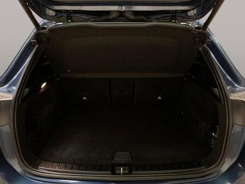 Mercedes-Benz EQA EQA 250 66.5kWh AMG Line (190 ps) - HEATED LEATHER - MIRROR PACK