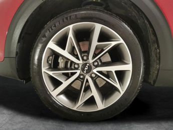 Kia Niro 64kWh 2 (201 bhp) - CRUISE - PADDLE SHIFT - 17IN ALLOYS