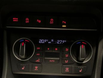Audi Q3 2.0 TDI S line Plus S Tronic quattro (184 ps) - DRIVING MODES