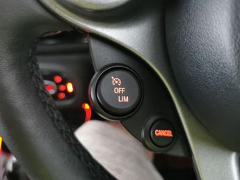 Smart Fortwo 17.6kWh Prime Exclusive Coupe (22kW Charger) (82 ps) - BLUETOOTH