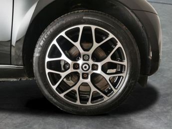 Smart Fortwo 17.6kWh Prime Exclusive Coupe (22kW Charger) (82 ps) - BLUETOOTH