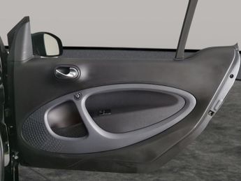Smart Fortwo 17.6kWh Prime Exclusive Coupe (22kW Charger) (82 ps) - BLUETOOTH