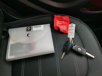 Smart Fortwo 17.6kWh Prime Exclusive Coupe (22kW Charger) (82 ps) - BLUETOOTH