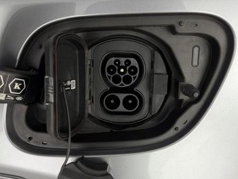 Land Rover Discovery Sport 1.5 P300e 12.2kWh Urban Edition Plug-in 4WD (309 ps) - CARPLAY