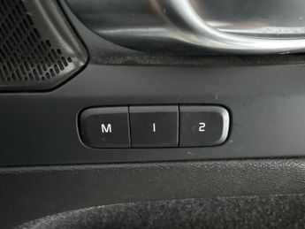 Volvo C40 Recharge 69kWh Ultimate (231 ps) - KEYLESS ENTRY - 360 CAM - PAR