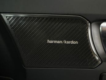 Volvo C40 Recharge 69kWh Ultimate (231 ps) - KEYLESS ENTRY - 360 CAM - PAR