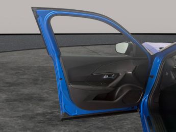 Peugeot E-2008 50kWh GT (7kW Charger) (136 ps) - LED - REVERSE CAM - NAV