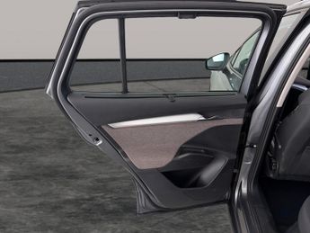 Skoda Enyaq iV 62kWh 60 (DC120kW) (179 ps) - AIR CON - PARK SENSORS - DAB