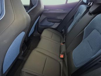 Volvo Ex30 Single Motor Extended Range 69kWh Plus (272 ps) - HEATED SEATS