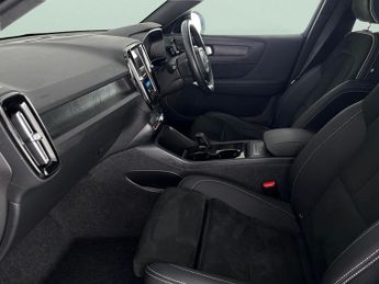 Volvo C40 Recharge 69kWh Ultimate (231 ps) - KEYLESS ENTRY - 360 CAM - PAR