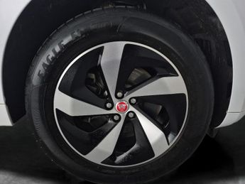 Jaguar F-PACE 2.0 D200 MHEV R-Dynamic S AWD (204 ps) - REVERSE CAM - NAV - HEA