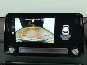 Hyundai Kona 39kWh SE Connect (10.5kW Charger) (136 ps) - LED - REVERSE CAM -