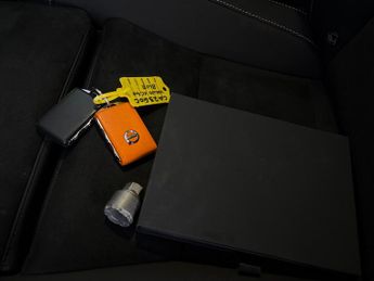 Volvo C40 Recharge 69kWh Ultimate (231 ps) - KEYLESS ENTRY - 360 CAM - PAR