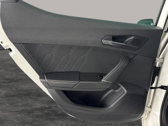 Cupra Leon 1.5 eTSI EVO V1 DSG (150 ps) - LED - REVERSE CAM - NAV