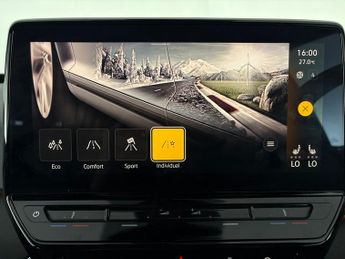 Volkswagen ID.3 Pro Performance 58kWh Life (204 ps) - HEATED SEATS - NAV - COMFO