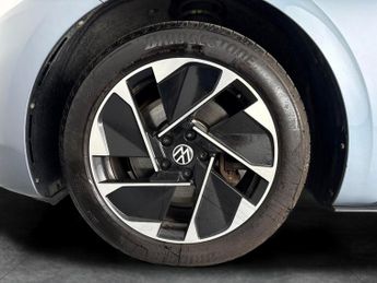 Volkswagen ID.3 Pro Performance 58kWh Life (204 ps) - HEATED SEATS - NAV - COMFO