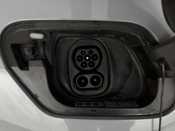 Volkswagen ID.3 Pro 58kWh Family (145 ps) - LED - REVERSE CAM - HEATED SEATS