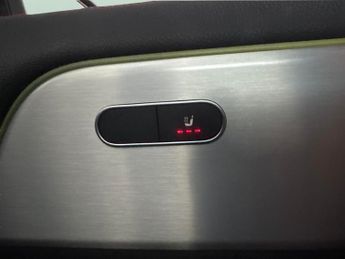 Mercedes-Benz EQA EQA 250+ 70.5kWh AMG Line (190 ps) - NAV - ADAPTIVE LIGHTS - MIR