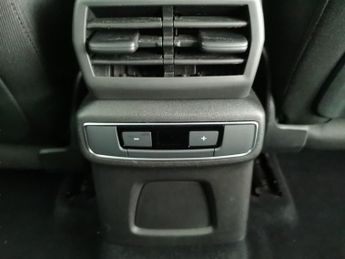 Audi Q4 E-tron 40 Sport 82kWh (204 ps) - LED - HEATED SEATS - WIFI