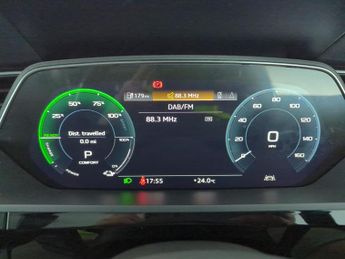 Audi e-tron 55 Sport quattro 95kWh (11kW Charger) (408 ps) - HEATED SEATS