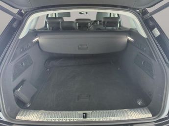 Audi e-tron 55 Sport quattro 95kWh (11kW Charger) (408 ps) - HEATED SEATS