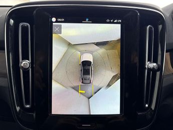 Volvo C40 Recharge 69kWh Ultimate (231 ps) - KEYLESS ENTRY - 360 CAM - PAR