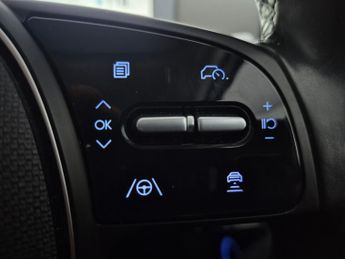 Hyundai Ioniq 5 77kWh Premium (228 ps) - REVERSE CAM - NAV - HEATED SEATS