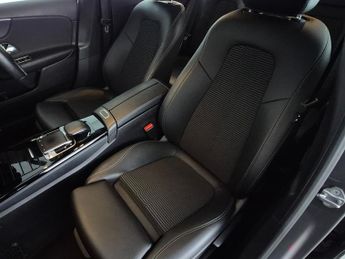 Mercedes-Benz A Class 1.5 A180d Sport 7G-DCT (116 ps) - COMFORT PACK - ACTIVE LANE KEE