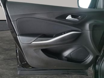Vauxhall Grandland X 1.2 Turbo SE Premium (130 ps) - CRUISE - PARK SENSORS - SPEED LI