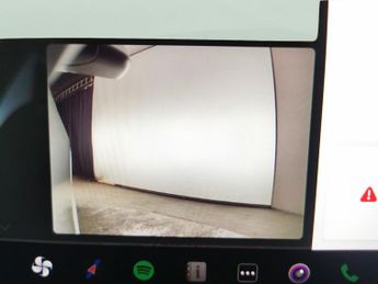 Tesla Model 3 Standard Range Plus RWD (241 bhp) - KEYLESS ENTRY - PARK ASSIST 