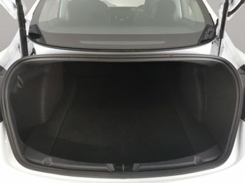 Tesla Model 3 Standard Range Plus RWD (241 bhp) - KEYLESS ENTRY - PARK ASSIST 