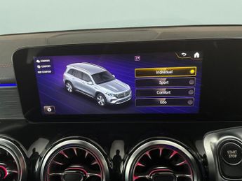 Mercedes-Benz EQB EQB 300 66.5kWh AMG Line 4MATIC (228 ps) - HEATED LEATHER - MIRR