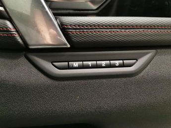 Land Rover Discovery Sport 1.5 P300e 12.2kWh R-Dynamic SE Plug-in 4WD (309 ps) - APPLE CARP