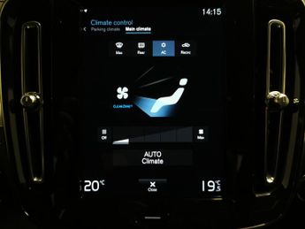 Volvo XC40 1.5 T3 Momentum (163 ps) - PARK ASSIST - LED - LANE DEPARTURE