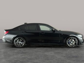 BMW 3 Series 2.0 320d M Sport xDrive (190 ps) - LEATHER - HK AUDIO - WIRELESS