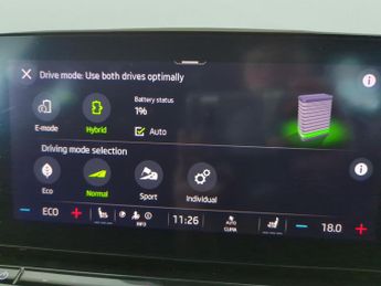Skoda Octavia 1.4 TSI iV 13kWh vRS Plug-in DSG (245 ps) - KEYLESS ENTRY - LED 