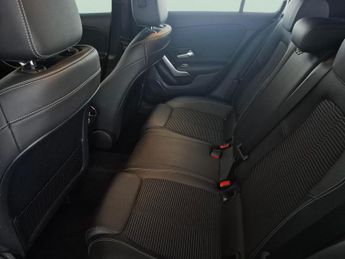 Mercedes-Benz A Class 1.5 A180d Sport 7G-DCT (116 ps) - COMFORT PACK - ACTIVE LANE KEE