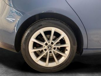 Mercedes-Benz B Class 1.3 B180 Sport 7G-DCT (136 ps) - HEATED LEATHER