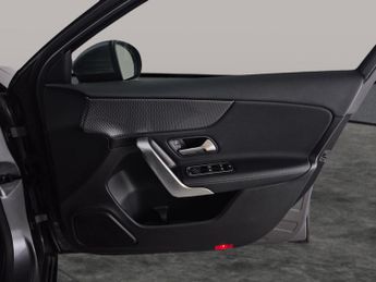 Mercedes-Benz A Class 1.5 A180d Sport 7G-DCT (116 ps) - COMFORT PACK - ACTIVE LANE KEE