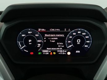 Audi Q4 E-tron 40 Sport 82kWh (204 ps) - LED - HEATED SEATS - WIFI