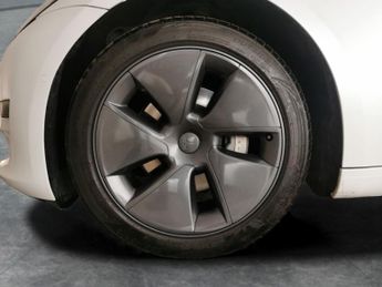 Tesla Model 3 Standard Range Plus RWD (241 bhp) - KEYLESS ENTRY - PARK ASSIST 