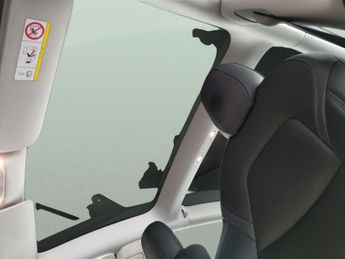 Tesla Model 3 Standard Range Plus RWD (241 bhp) - KEYLESS ENTRY - PARK ASSIST 