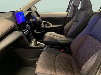 Toyota Yaris Cross 1.5 VVT-h Excel E-CVT (116 ps) - LANE DEPARTURE ALERT - LANE TRA