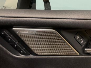 Jaguar I-PACE 400 90kWh SE 4WD (400 ps) - REVERSE CAM - NAV - CLIMATE PACK