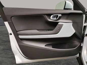 Polestar Polestar 2 Single Motor 69kWh Standard Range Fastback FWD (231 ps) - REVERS