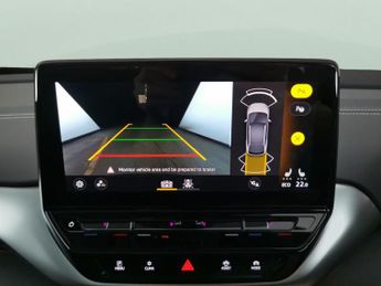 Volkswagen ID.4 Pro Performance 77kWh Family (204 ps) - ACTIVE LANE ASSIST - LED
